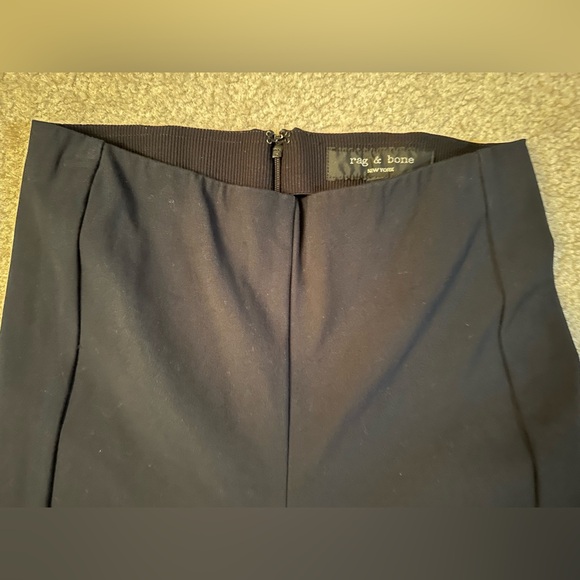 Rag & Bone Simone Ponte Capri Pant - Black Size 0. EUC. - Picture 2 of 9